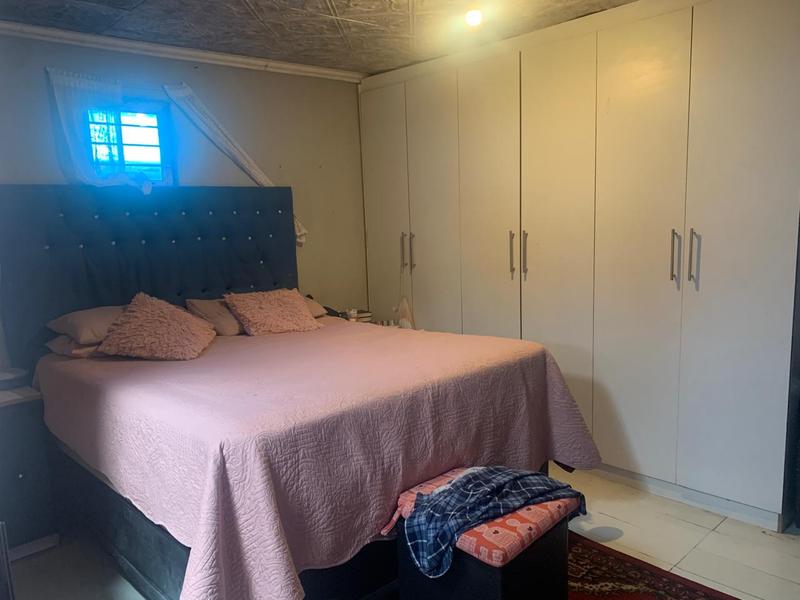 4 Bedroom Property for Sale in Lentegeur Western Cape